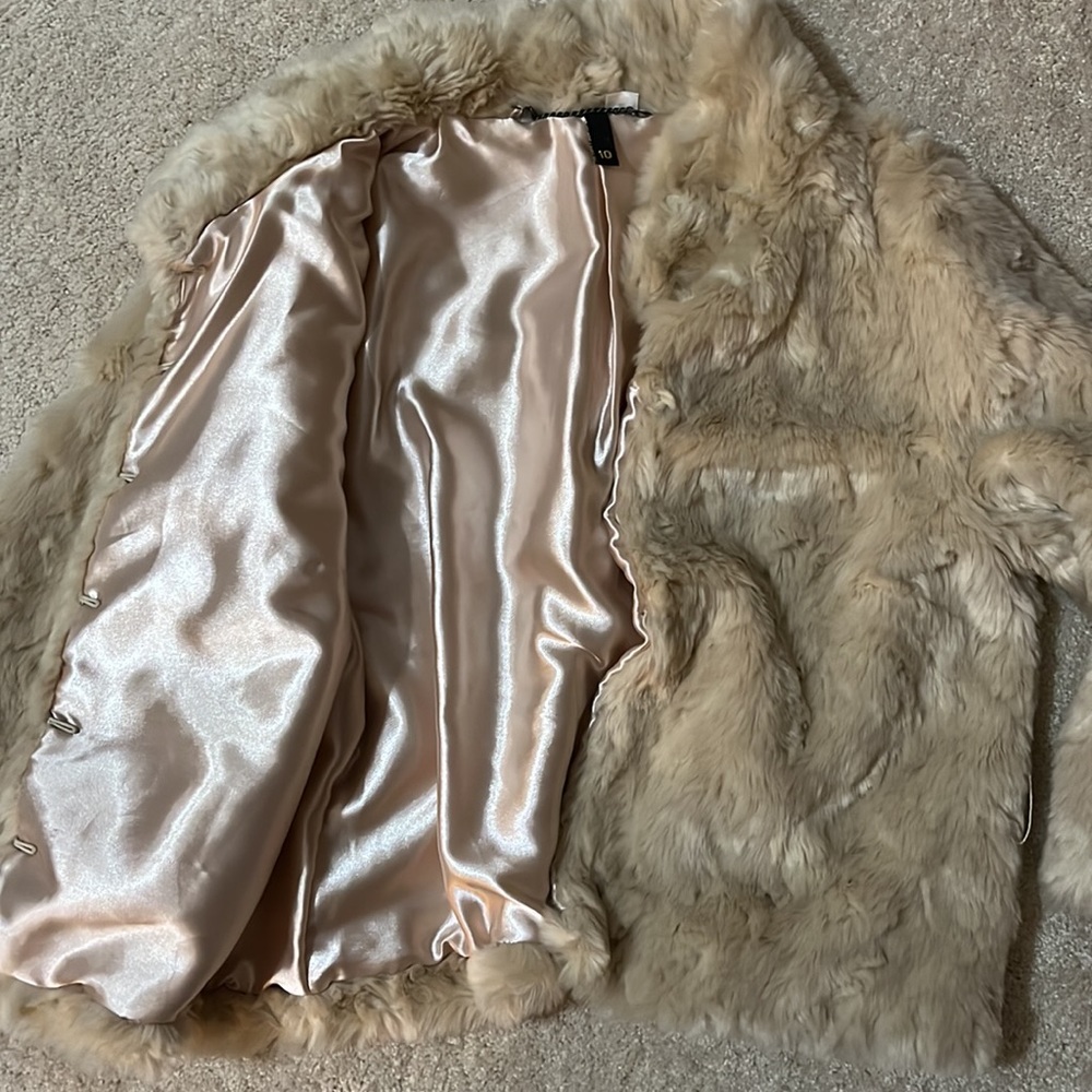 H&M faux fur jacket - Picture 2 of 5